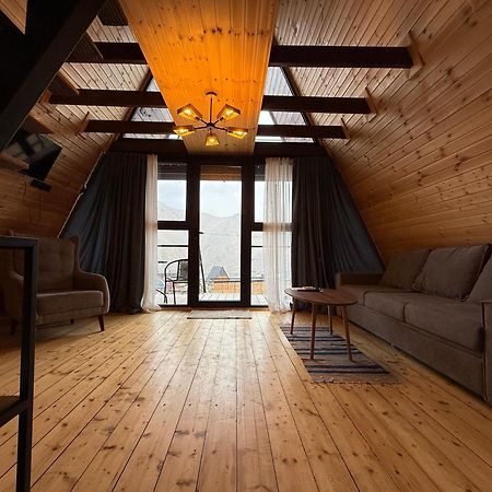 Sanseco Cottage カズベギ エクステリア 写真